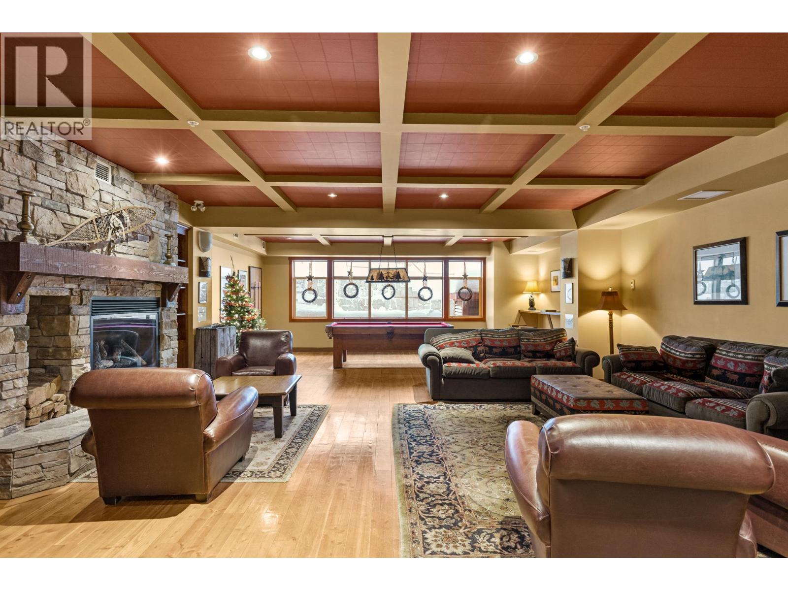 107/107A 255 Feathertop Way, Big White