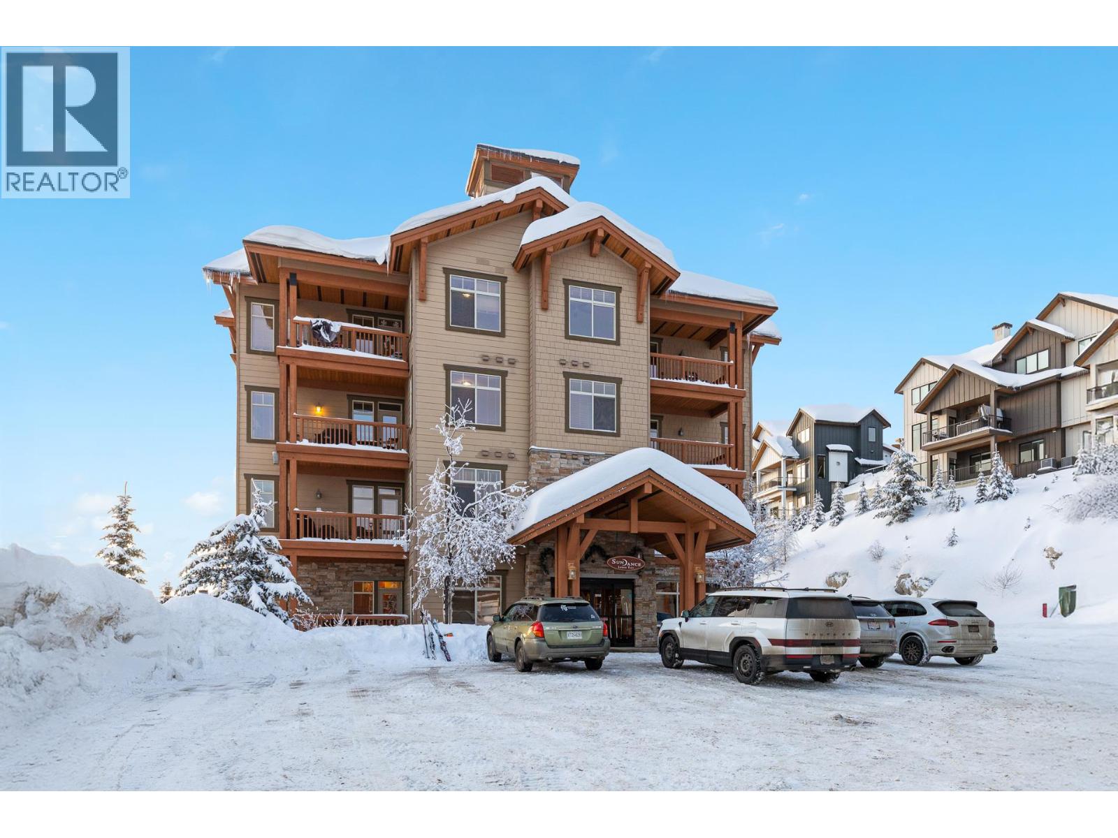 107/107A 255 Feathertop Way, Big White