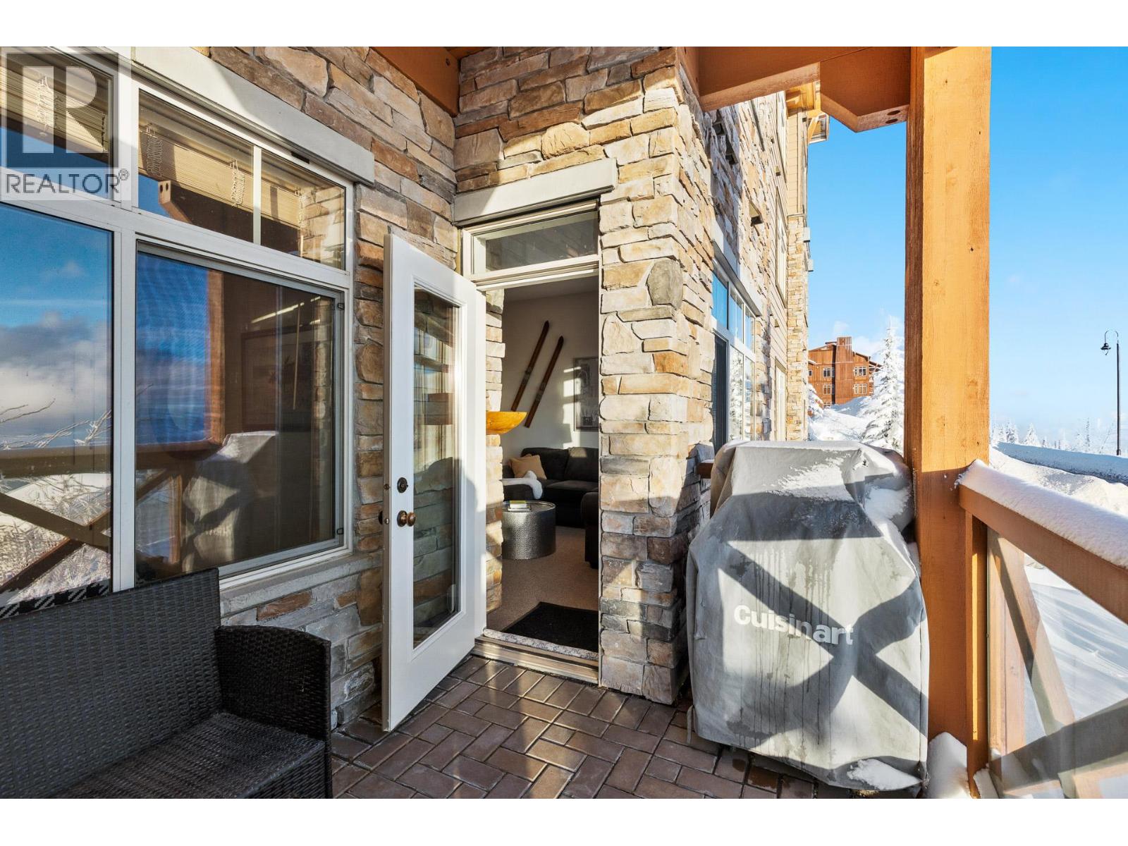 107/107A 255 Feathertop Way, Big White