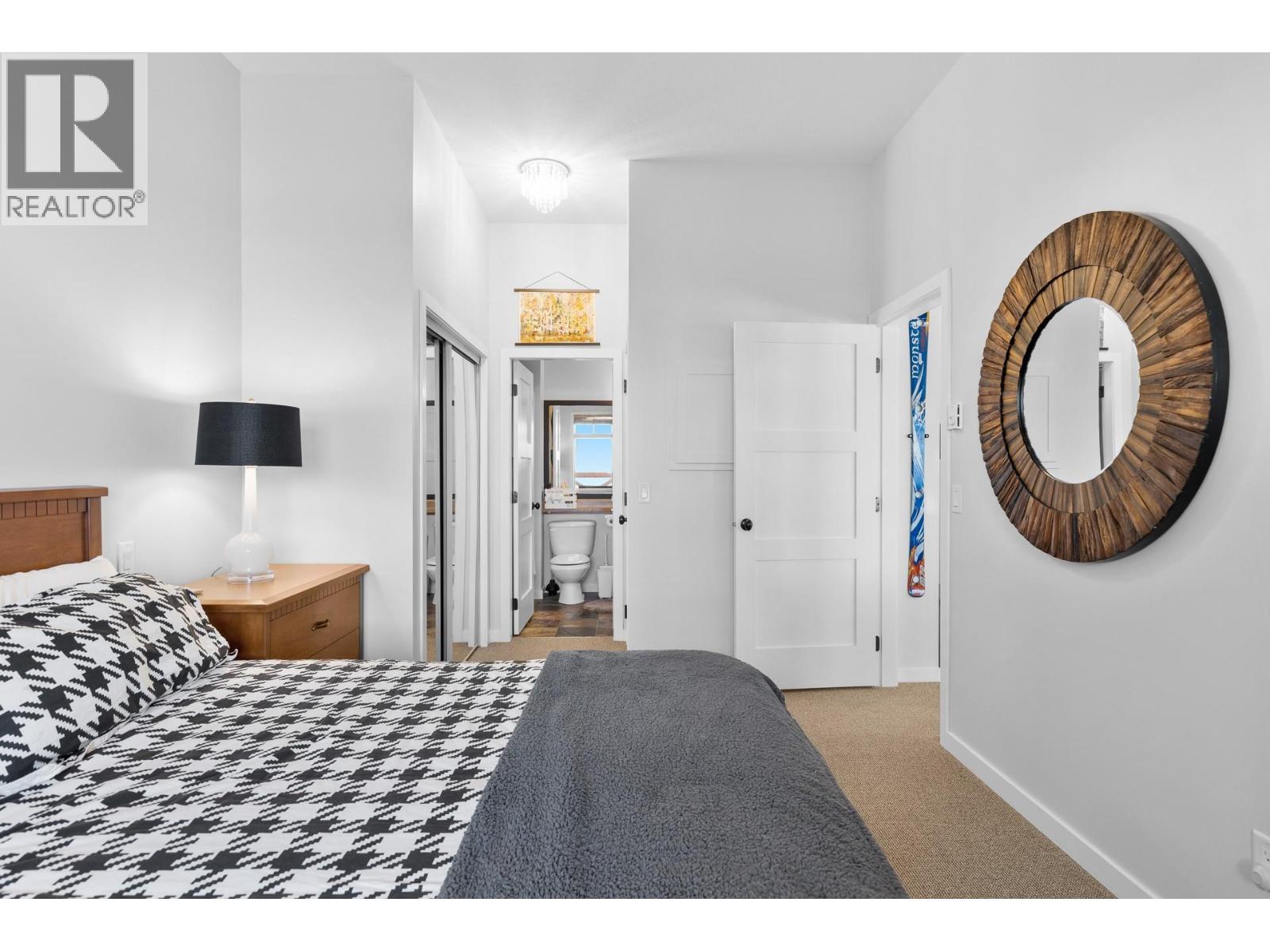 107/107A 255 Feathertop Way, Big White