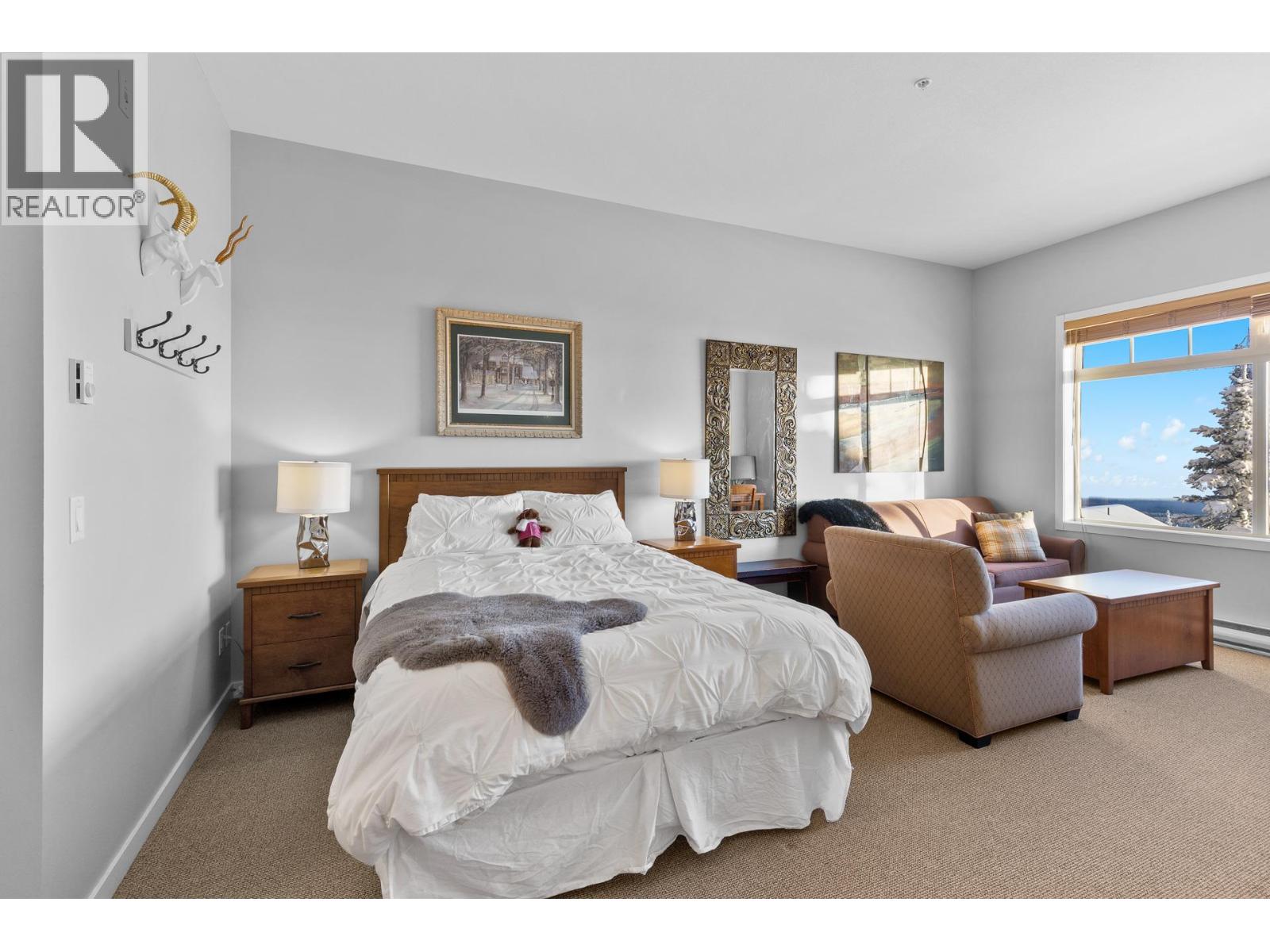 107/107A 255 Feathertop Way, Big White