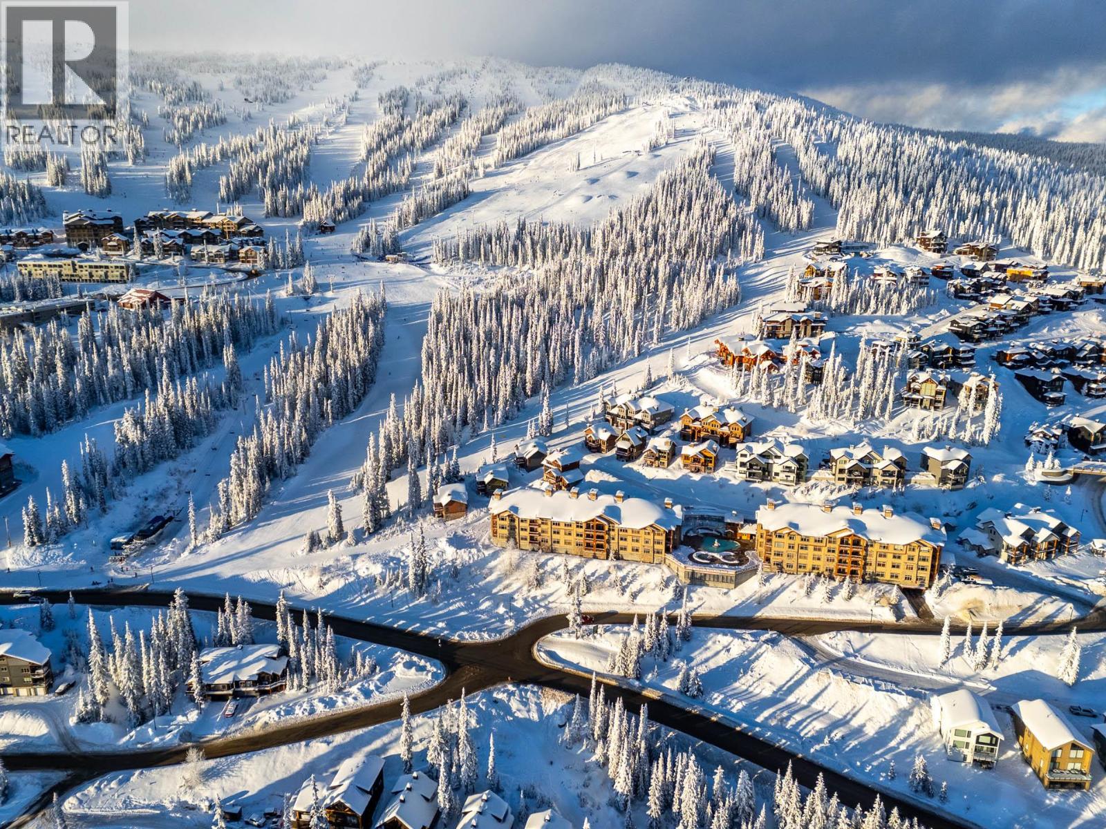 107/107A 255 Feathertop Way, Big White