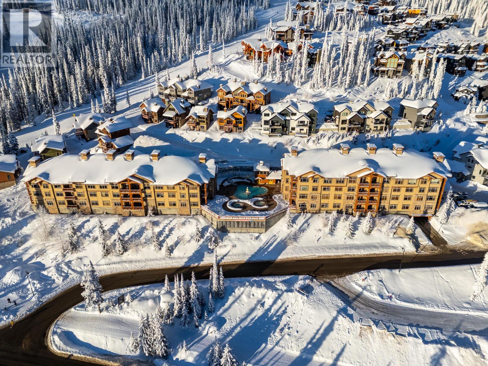 107/107A 255 Feathertop Way, Big White