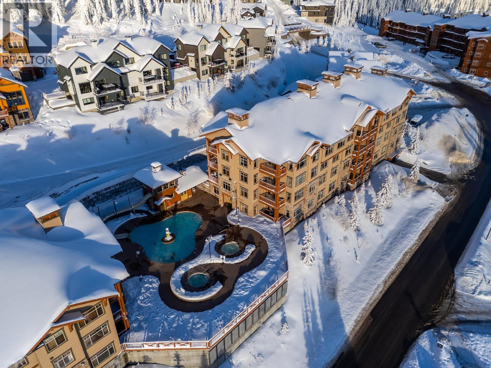 107/107A 255 Feathertop Way, Big White