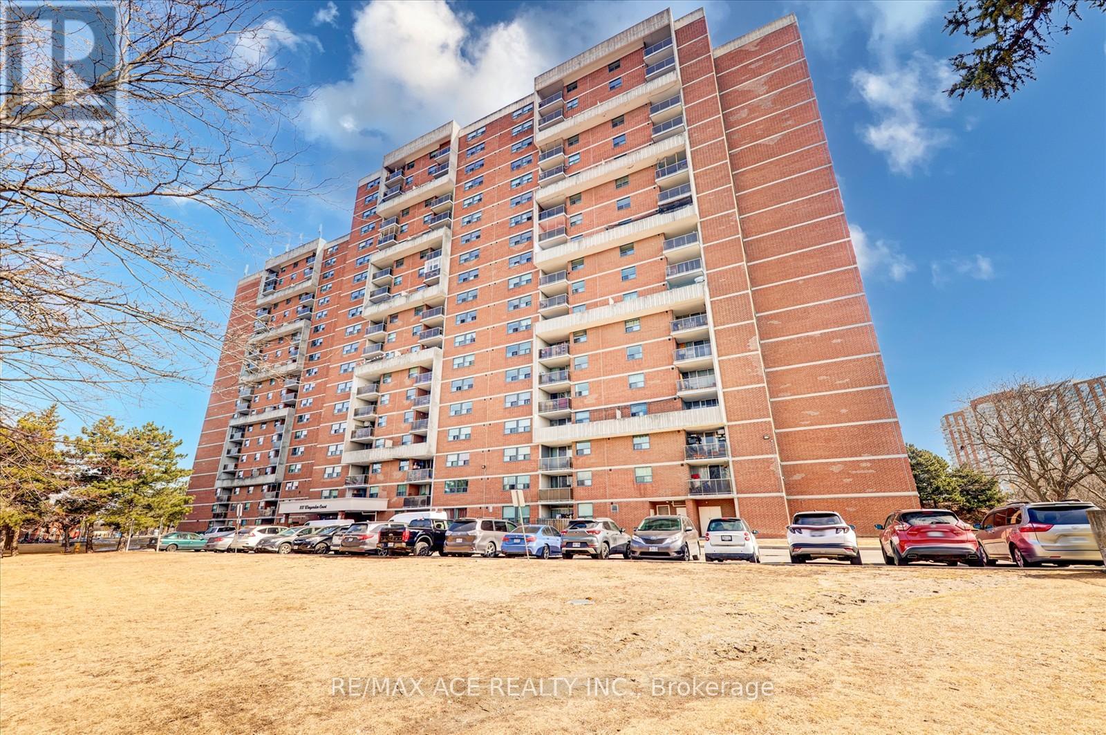 #1414 100 WINGARDEN COURT - 3