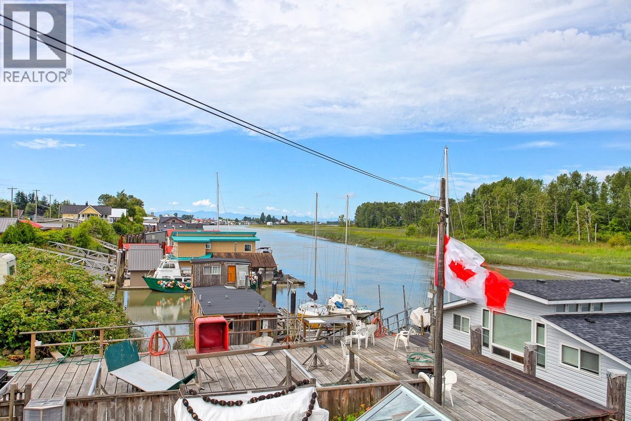 4525 RIVER Road West, Delta