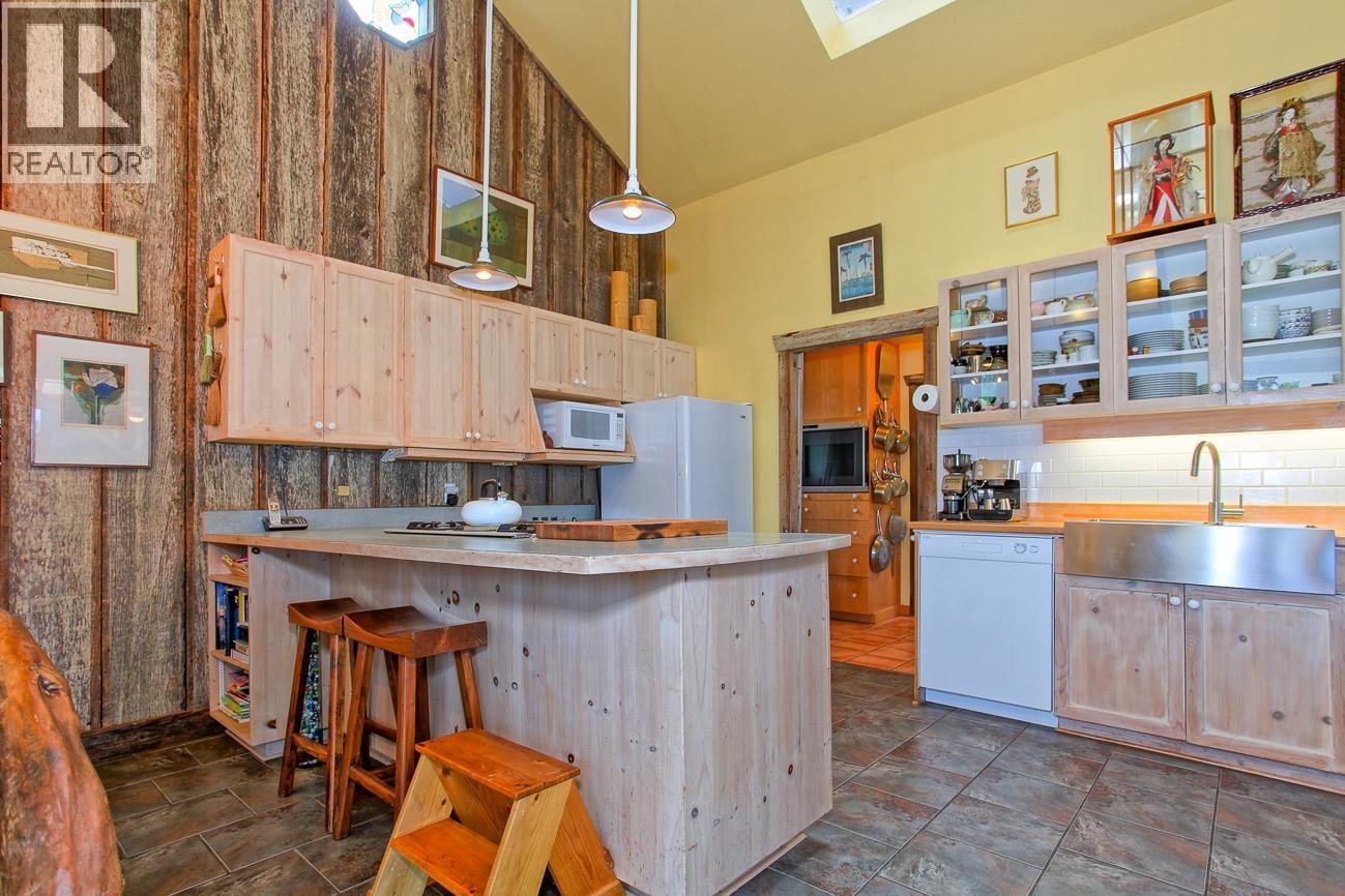 4525 RIVER Road West, Delta