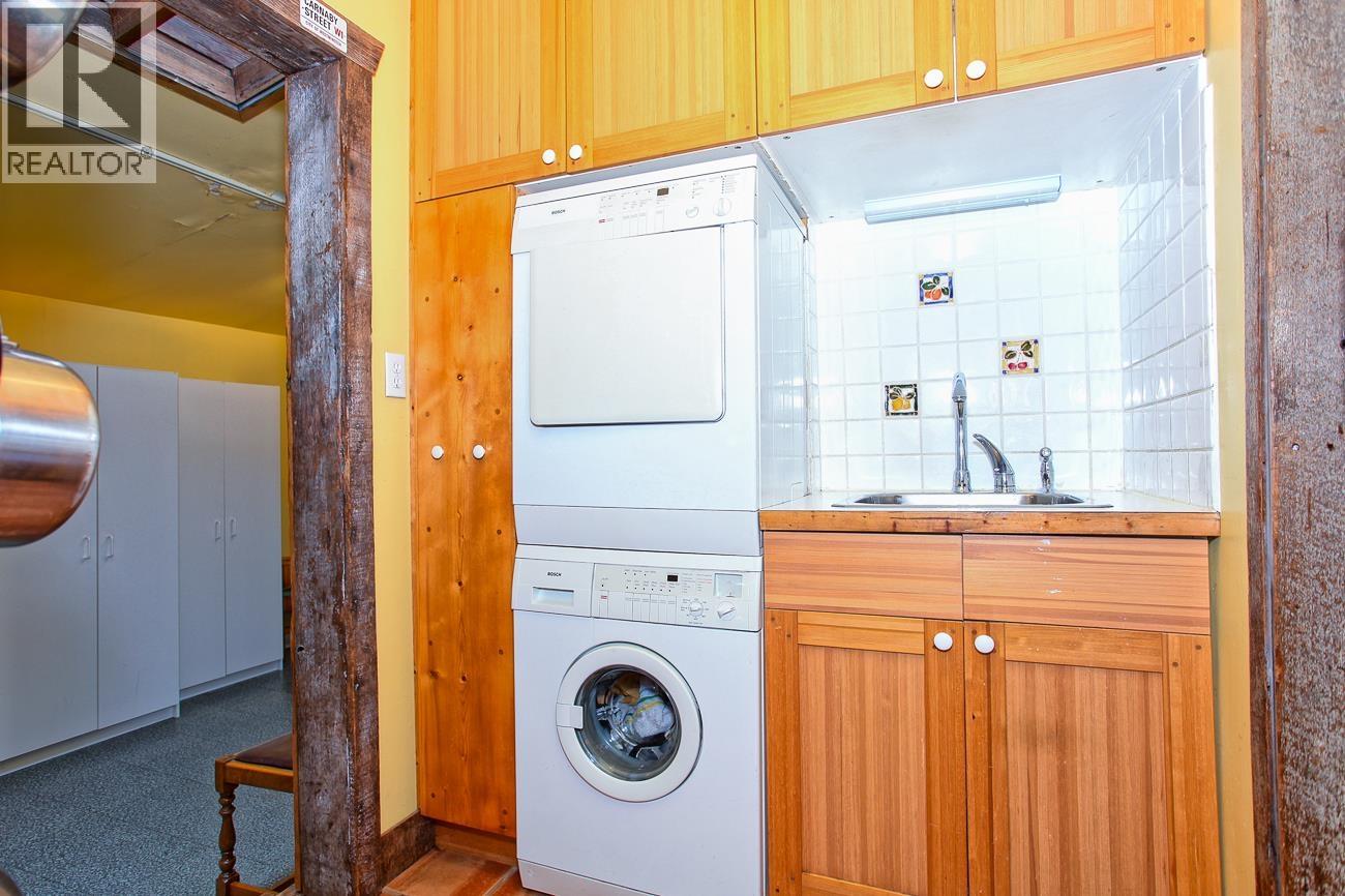 4525 RIVER Road West, Delta