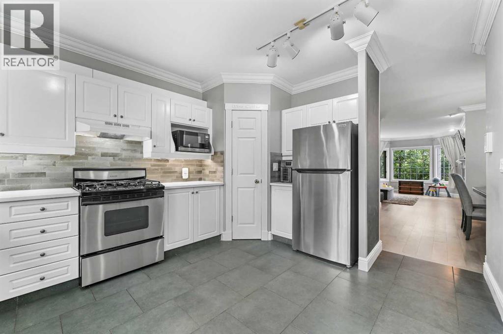 Single Family House for Sale in    Avenue SW Bankview Calgary 