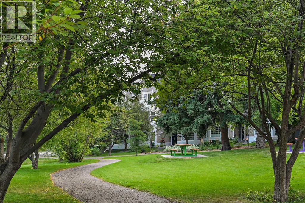 Single Family House for Sale in    Avenue SW Bankview Calgary 