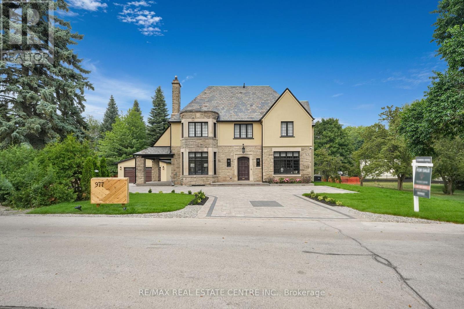 977 UNSWORTH AVENUE - Photo 2 of 46, Burlington (Bayview), Ontario