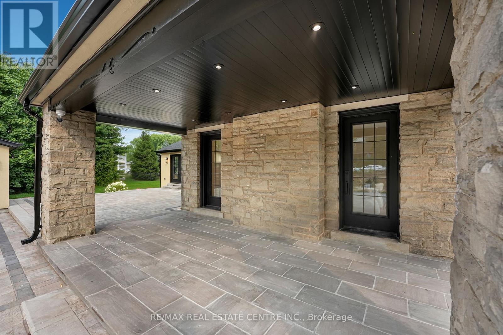 977 UNSWORTH AVENUE - Photo 4 of 46, Burlington (Bayview), Ontario