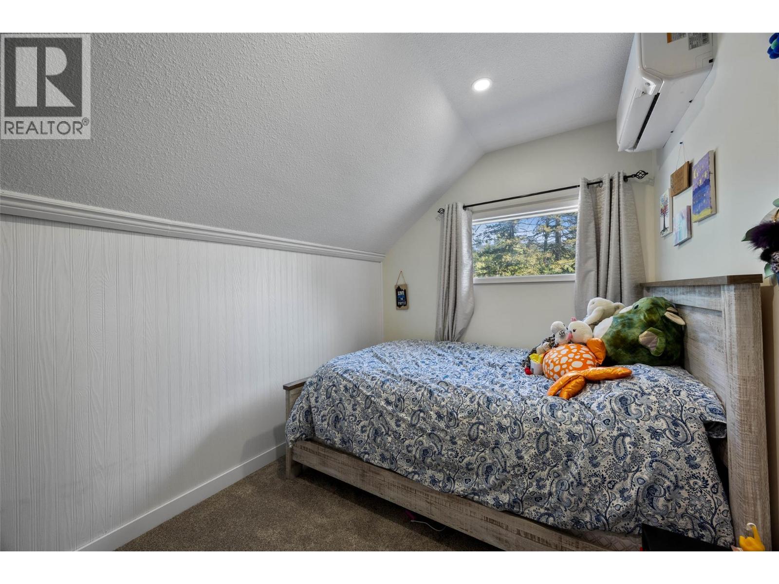 3060 MAQUINNA Road, Kamloops