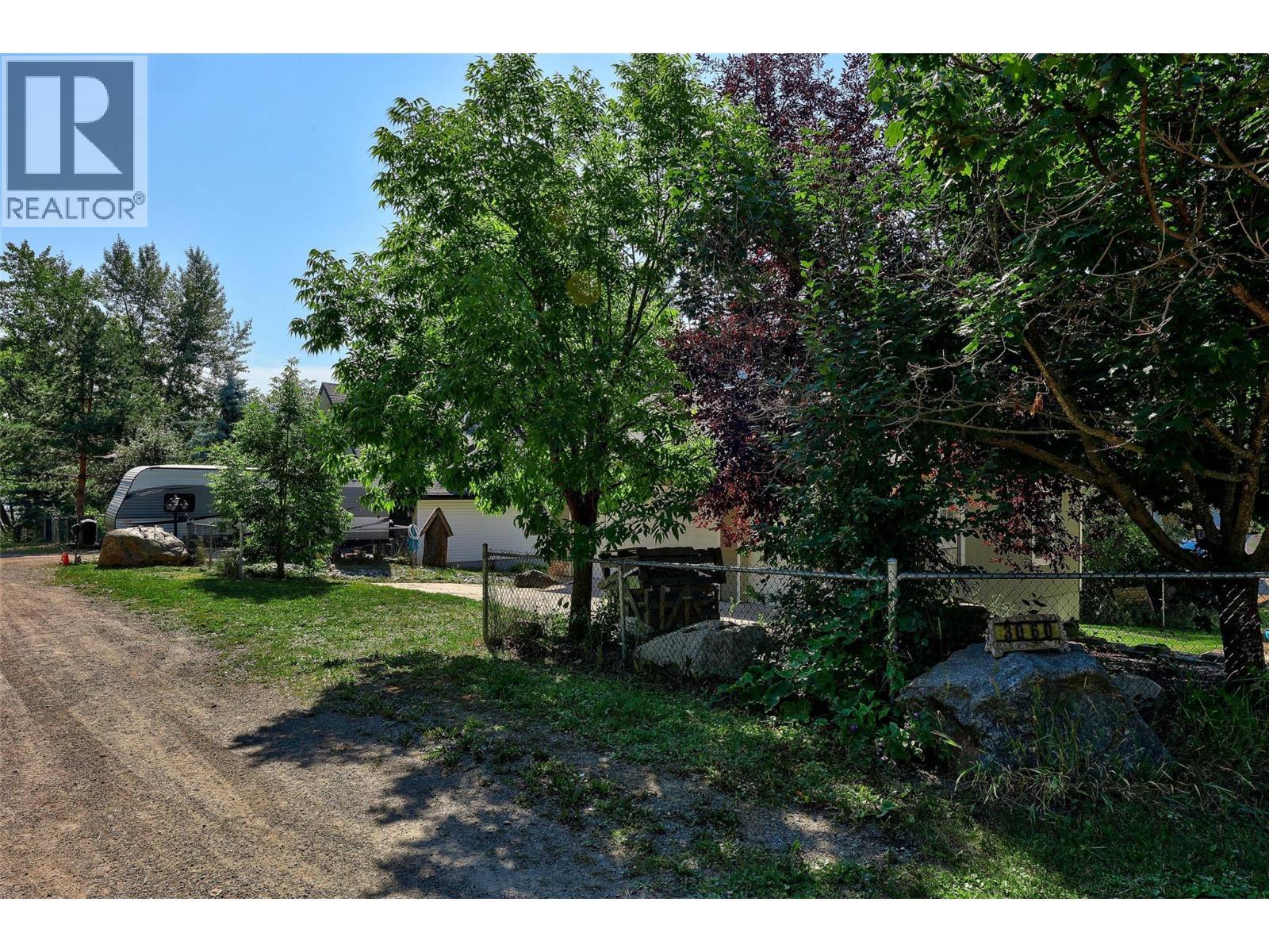 3060 MAQUINNA Road, Kamloops