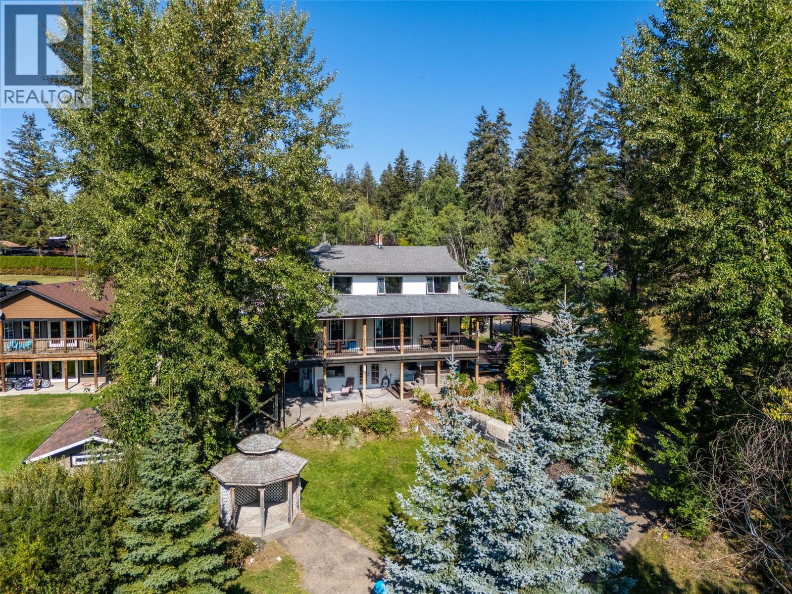 3060 MAQUINNA Road, Kamloops
