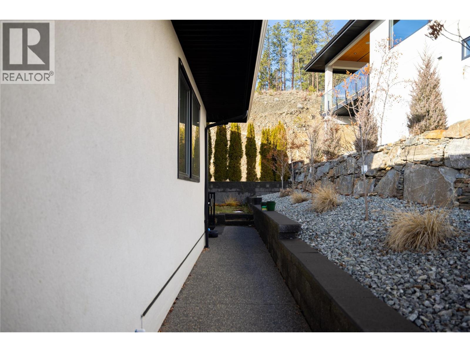  1270 Mine Hill Drive, Kelowna