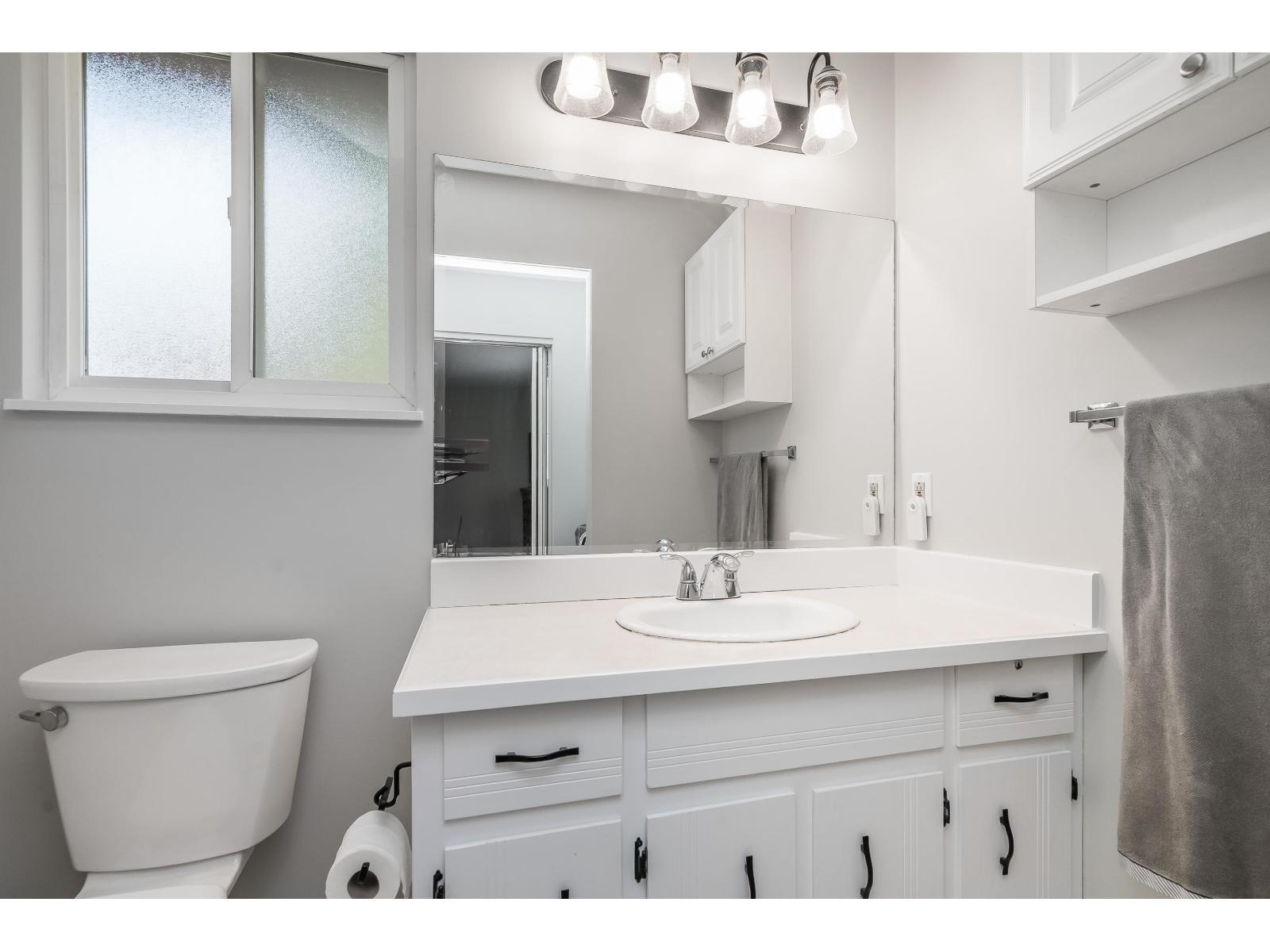 19934 45A AVENUE, Langley