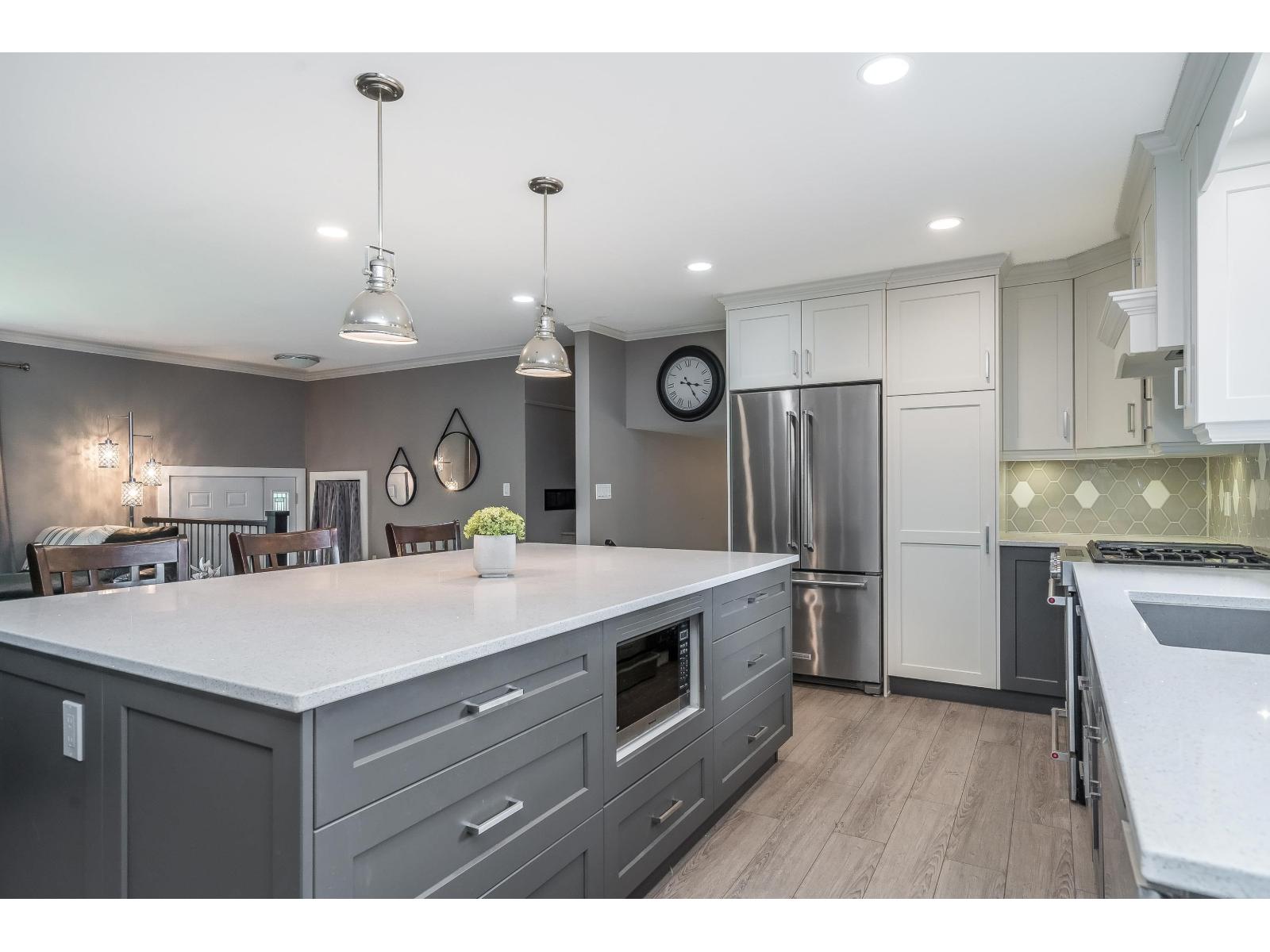 19934 45A AVENUE, Langley