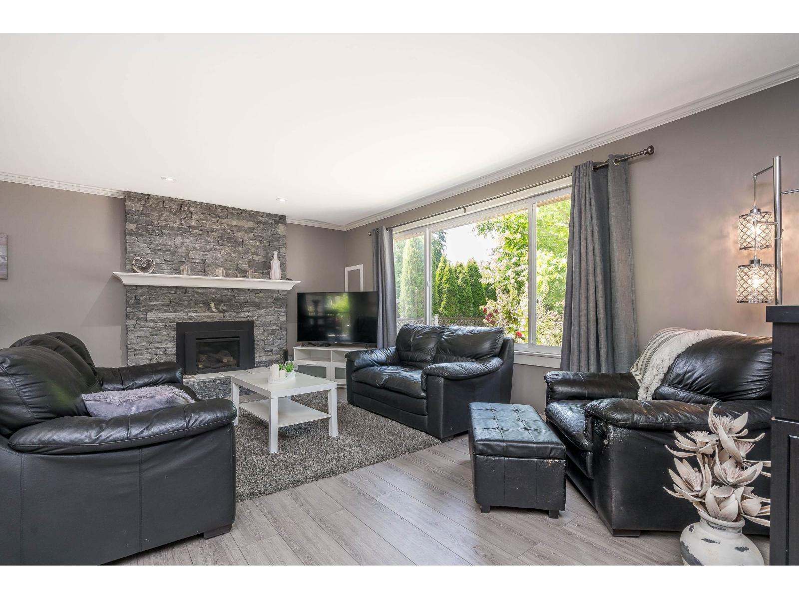 19934 45A AVENUE, Langley