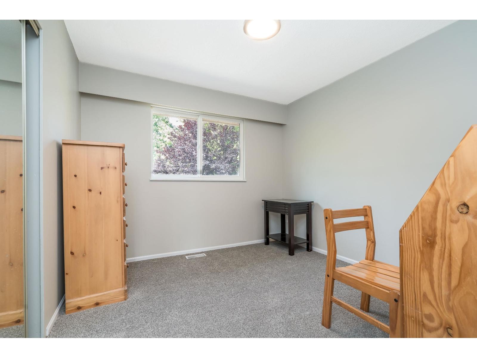 19934 45A AVENUE, Langley