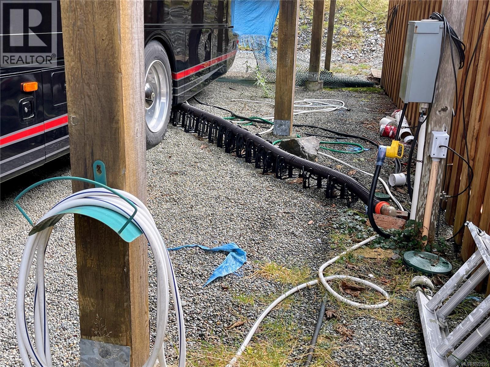 29 6240 Cerantes Rd, Port Renfrew