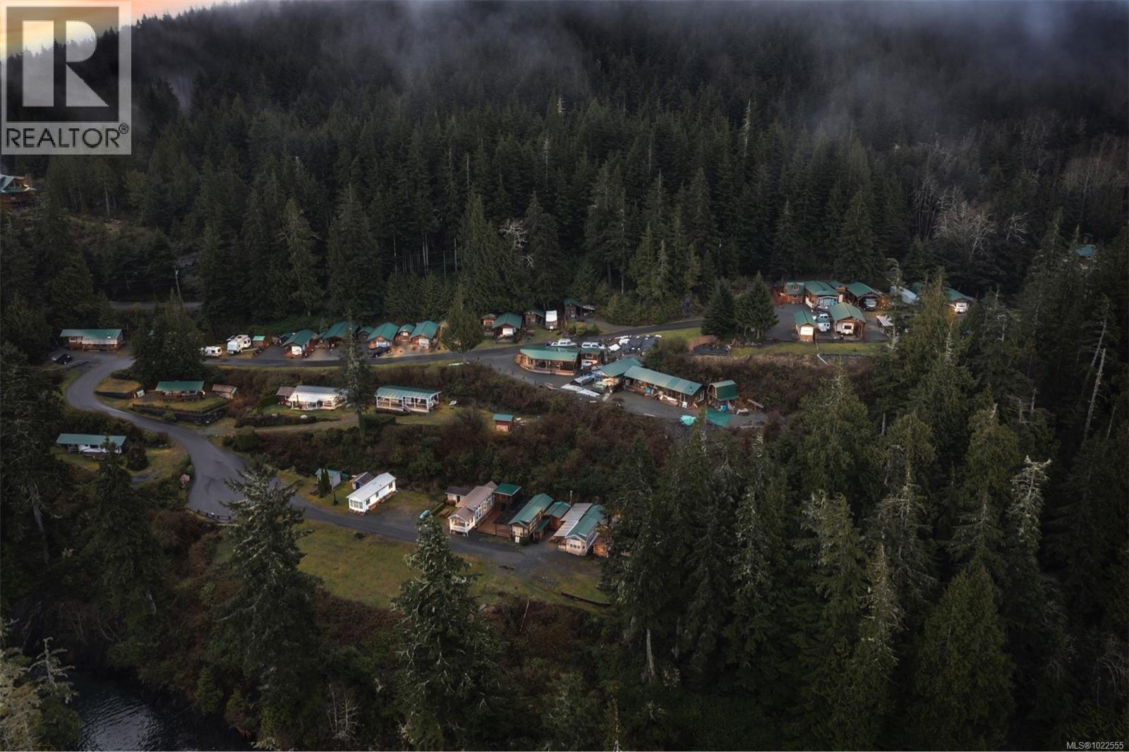 29 6240 Cerantes Rd, Port Renfrew