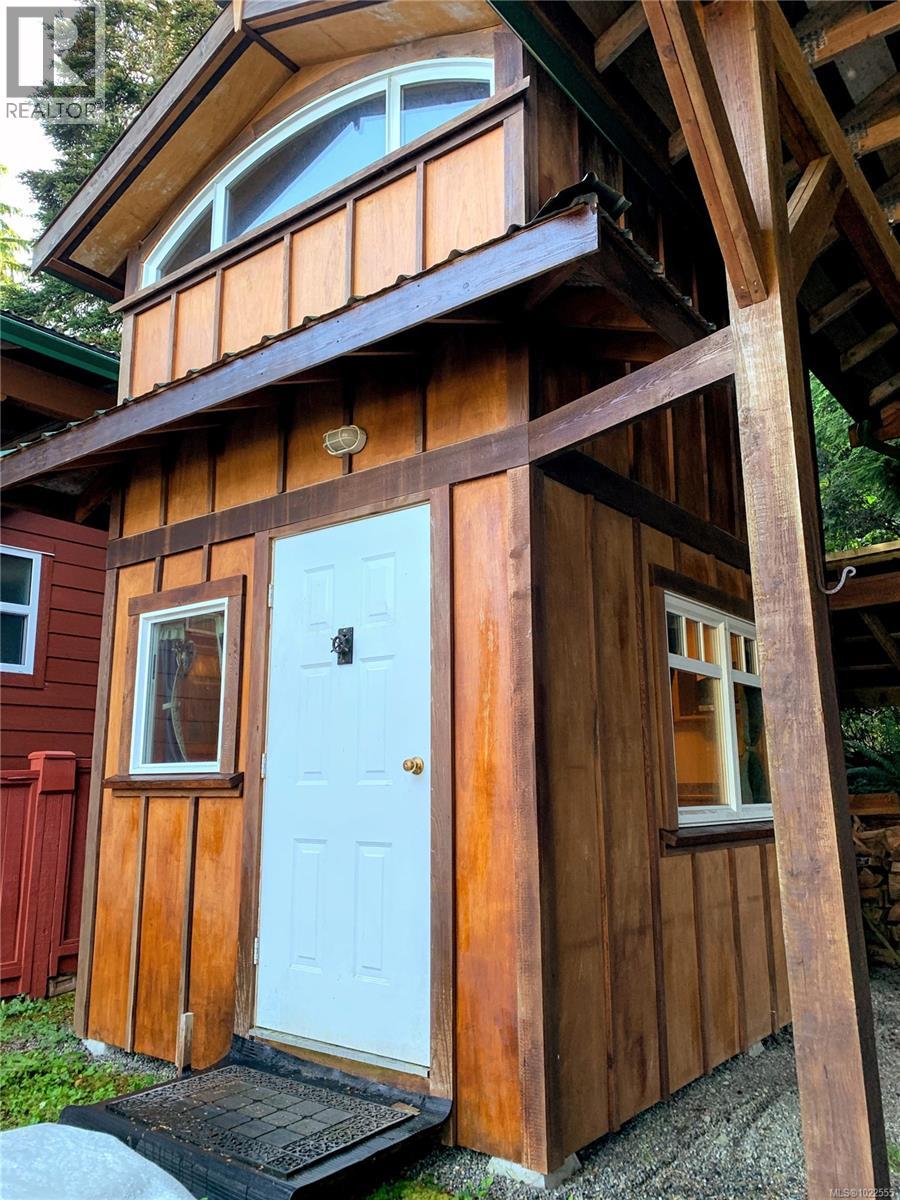 29 6240 Cerantes Rd, Port Renfrew