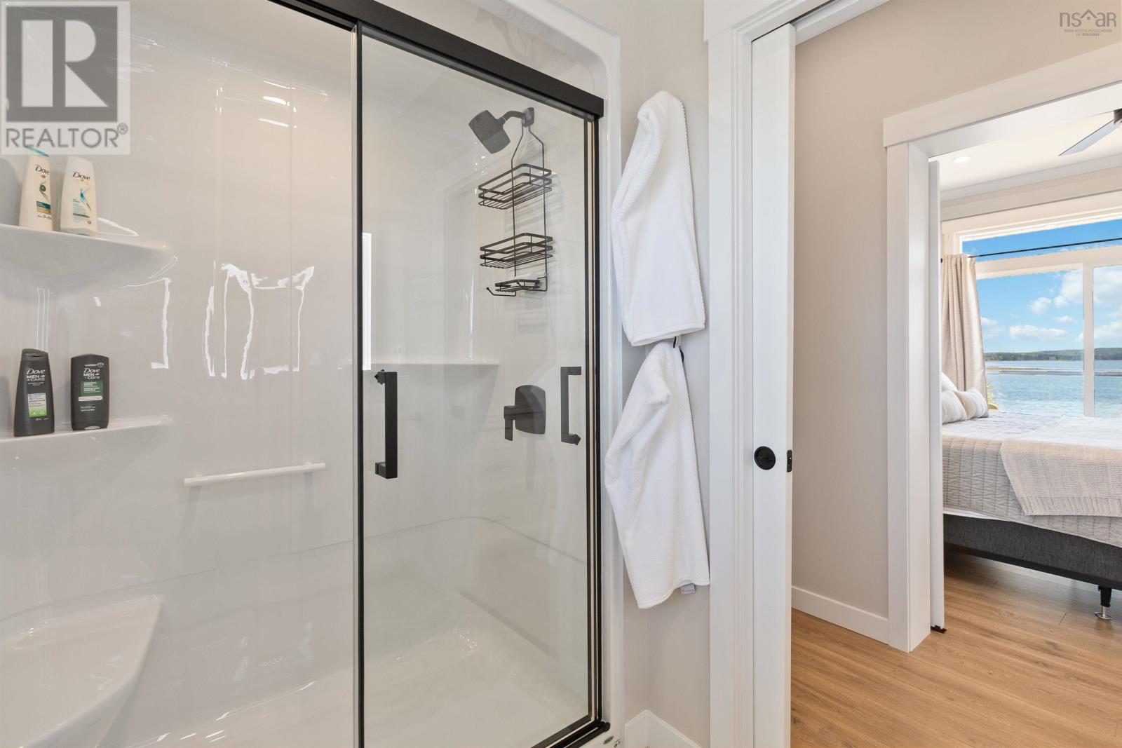 Property 32 of 41 of 4 693 Masons Beach Road