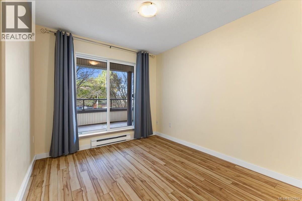 211 770 Poplar St, Nanaimo