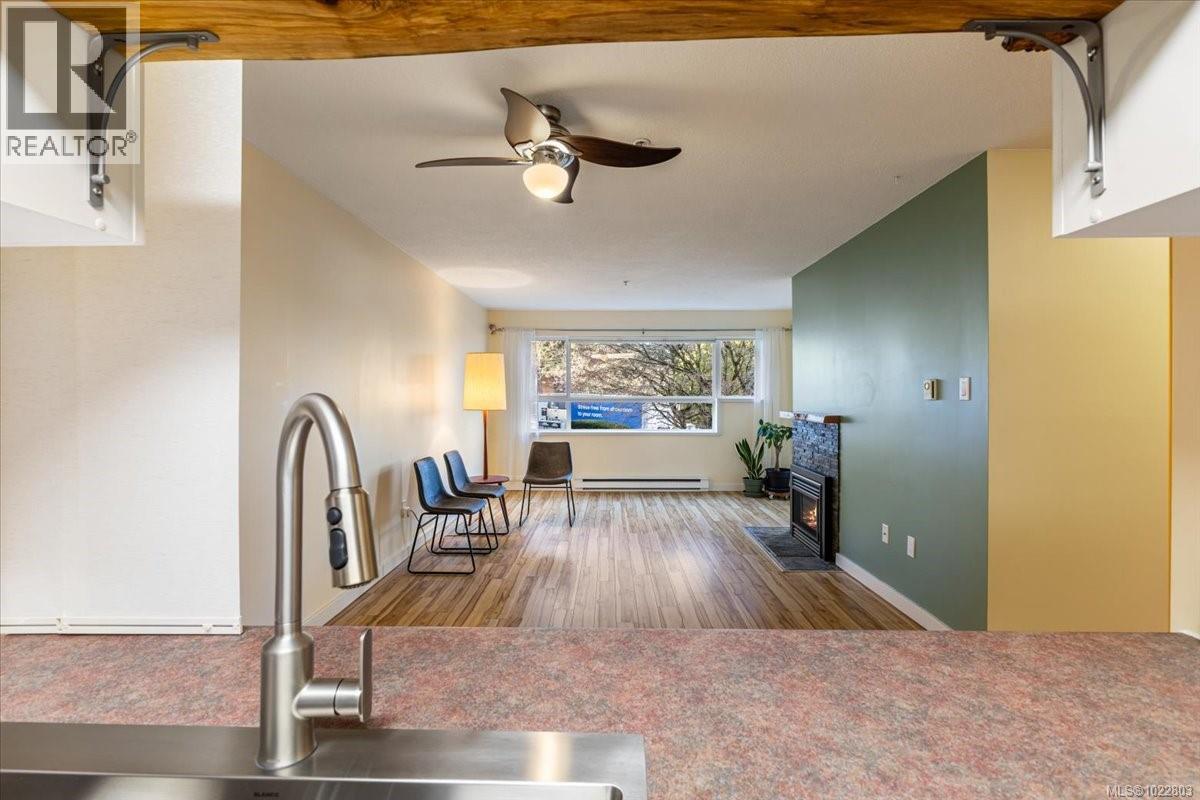 211 770 Poplar St, Nanaimo