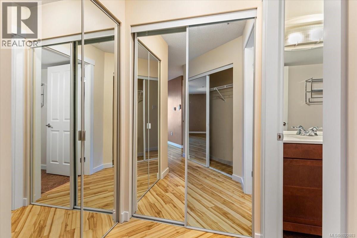 211 770 Poplar St, Nanaimo