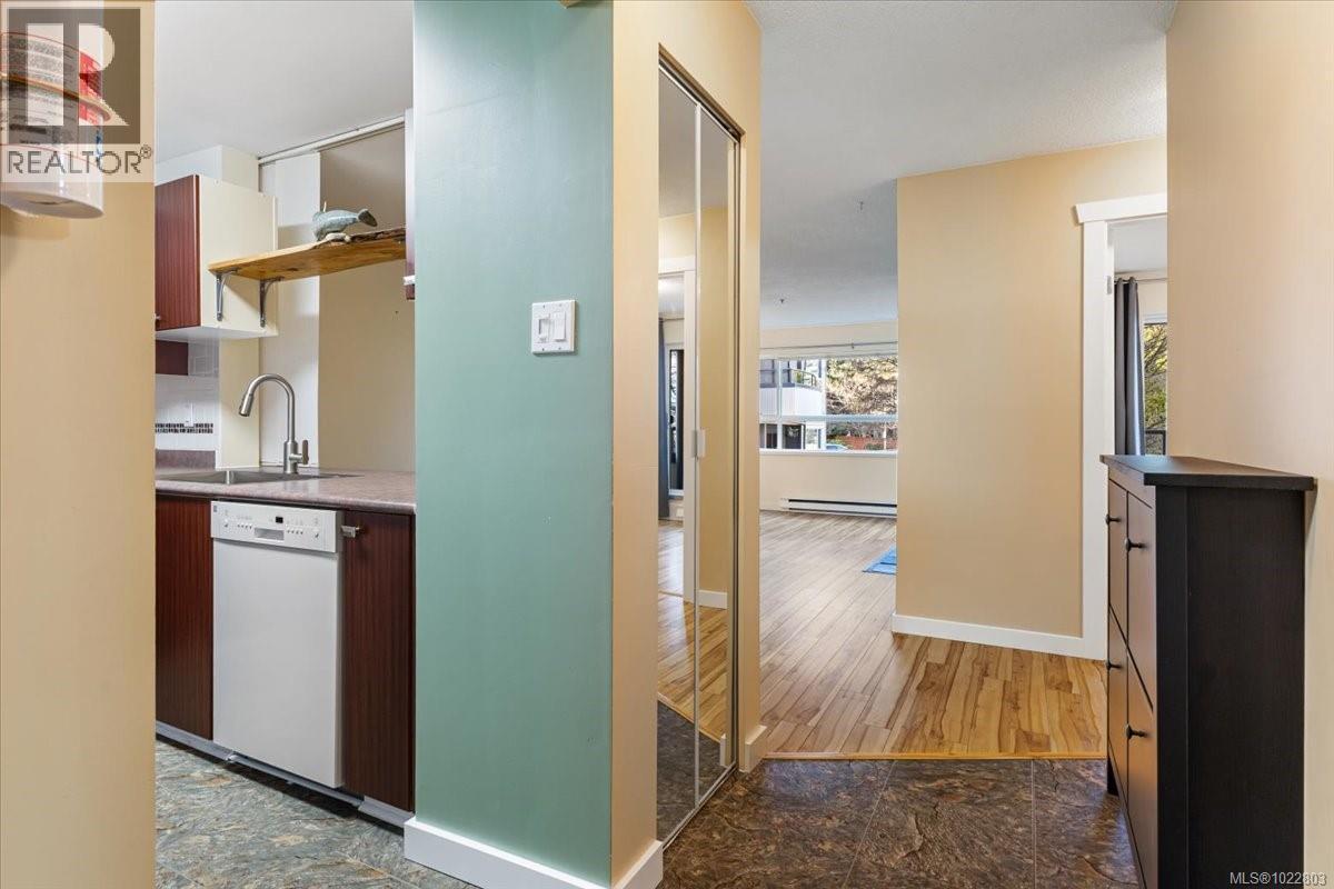 211 770 Poplar St, Nanaimo