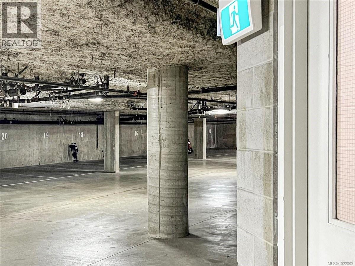 211 770 Poplar St, Nanaimo