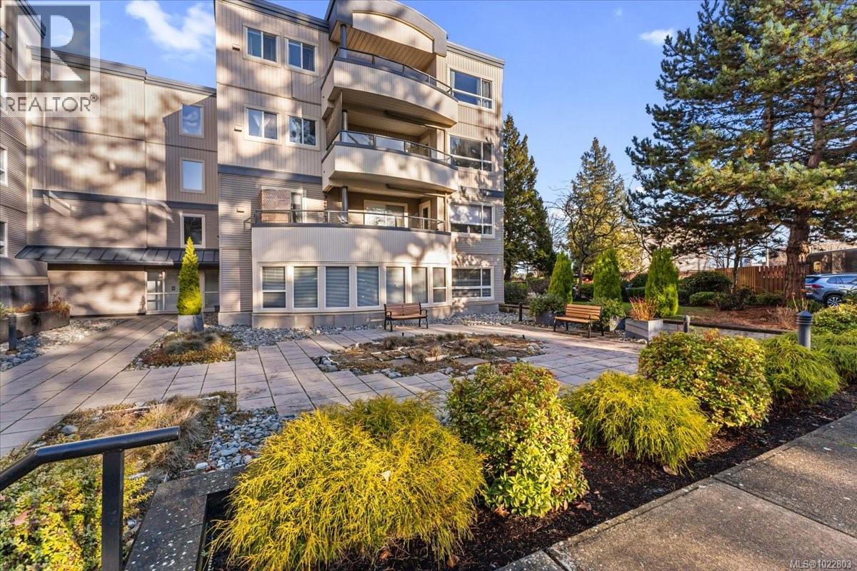 211 770 Poplar St, Nanaimo