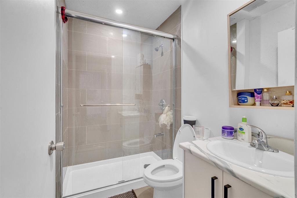 9161 HAZEL STREET, Chilliwack Proper East, Chilliwack