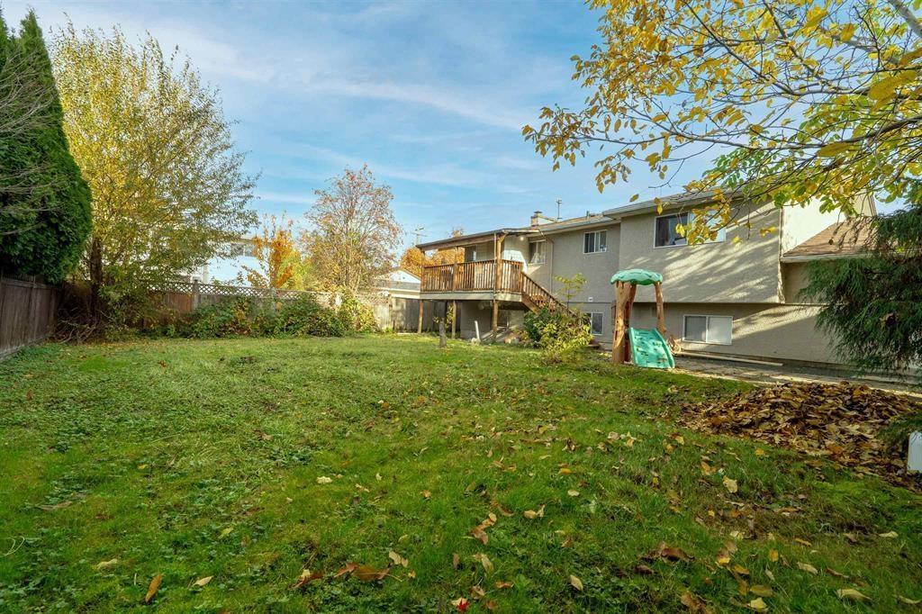 9161 HAZEL STREET, Chilliwack Proper East, Chilliwack