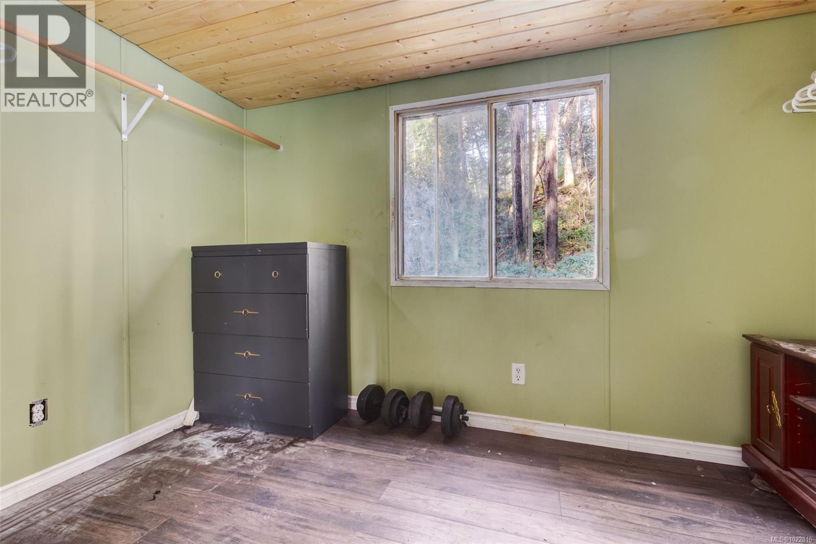 1900 Martin Rd - 17