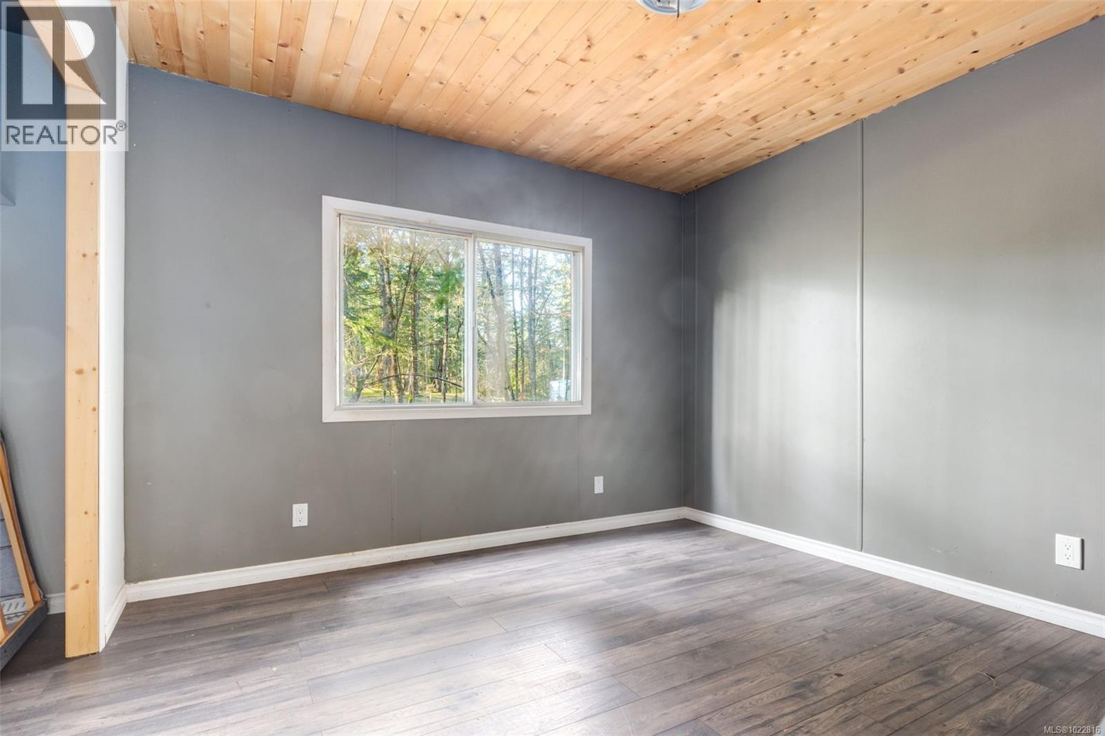 1900 Martin Rd - 20