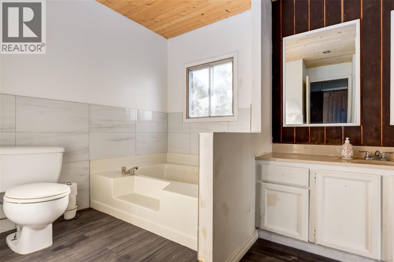 1900 Martin Rd - 21