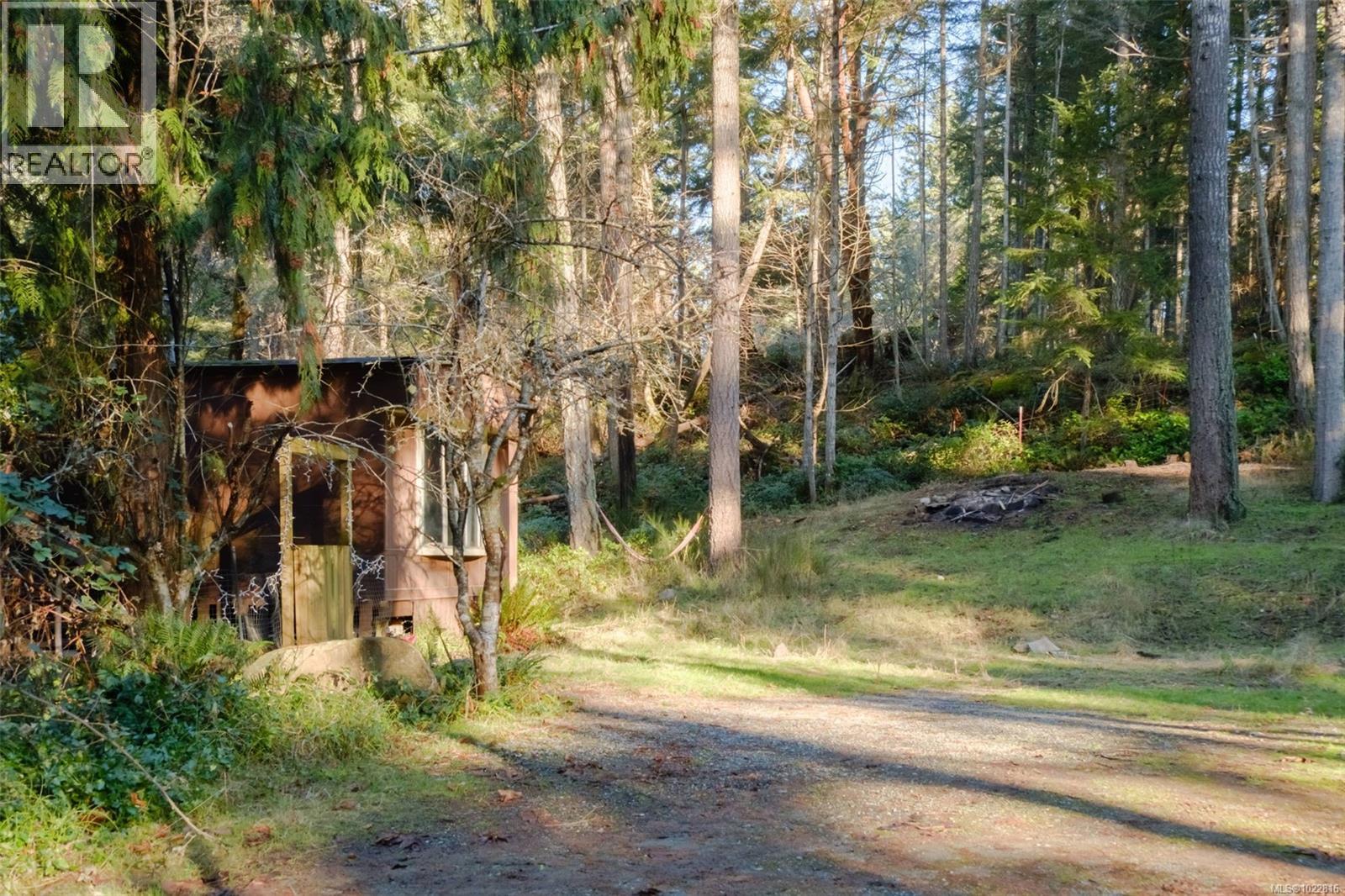 1900 Martin Rd - 28