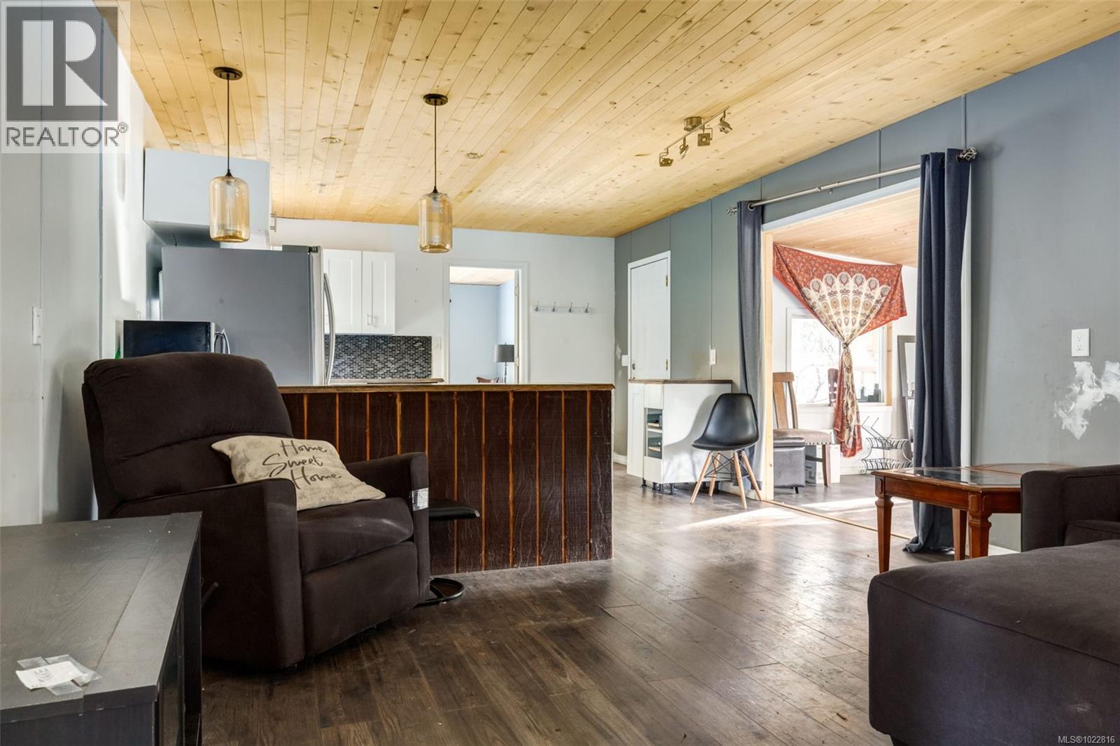 1900 Martin Rd - 8