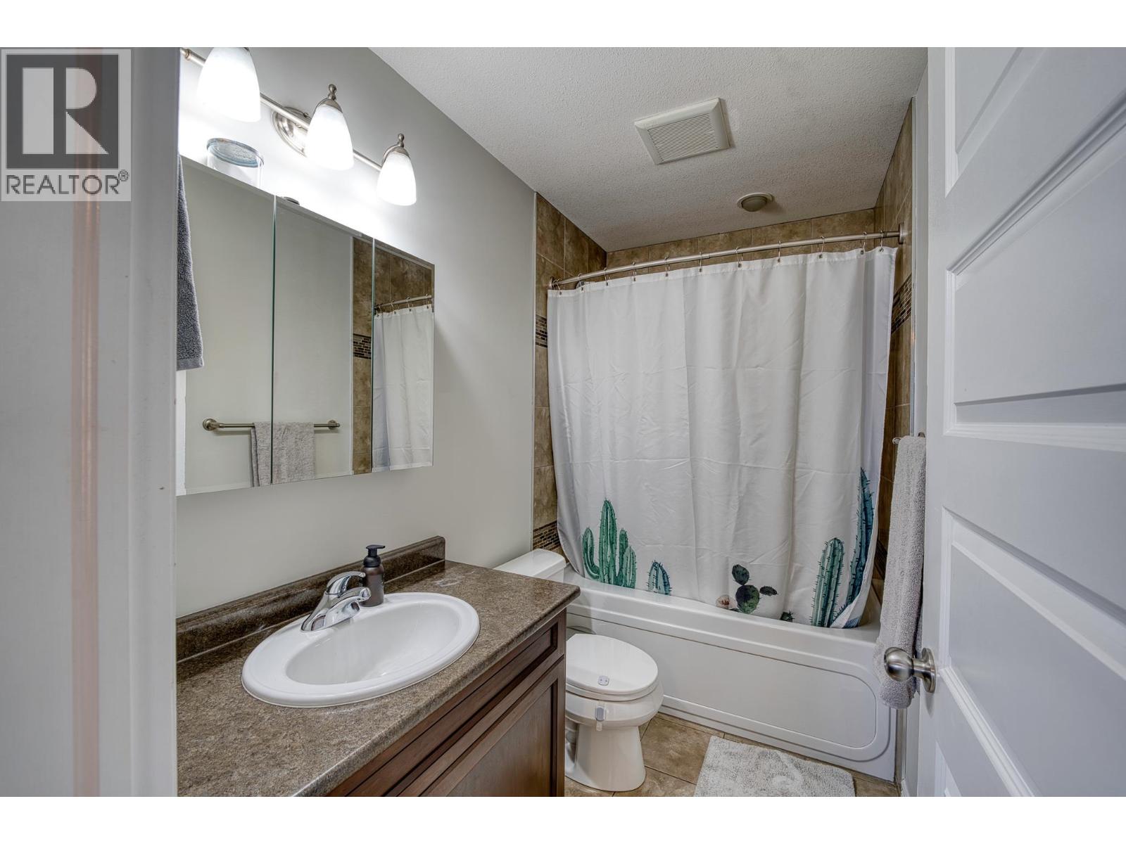 8707 113A AVENUE, Fort St. John