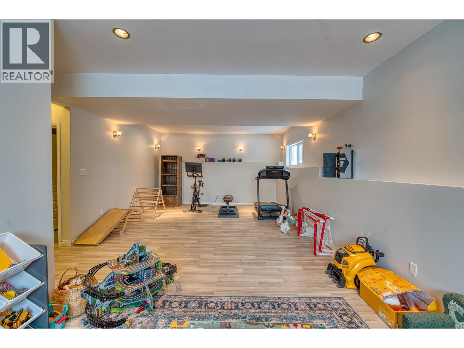 8707 113A AVENUE, Fort St. John