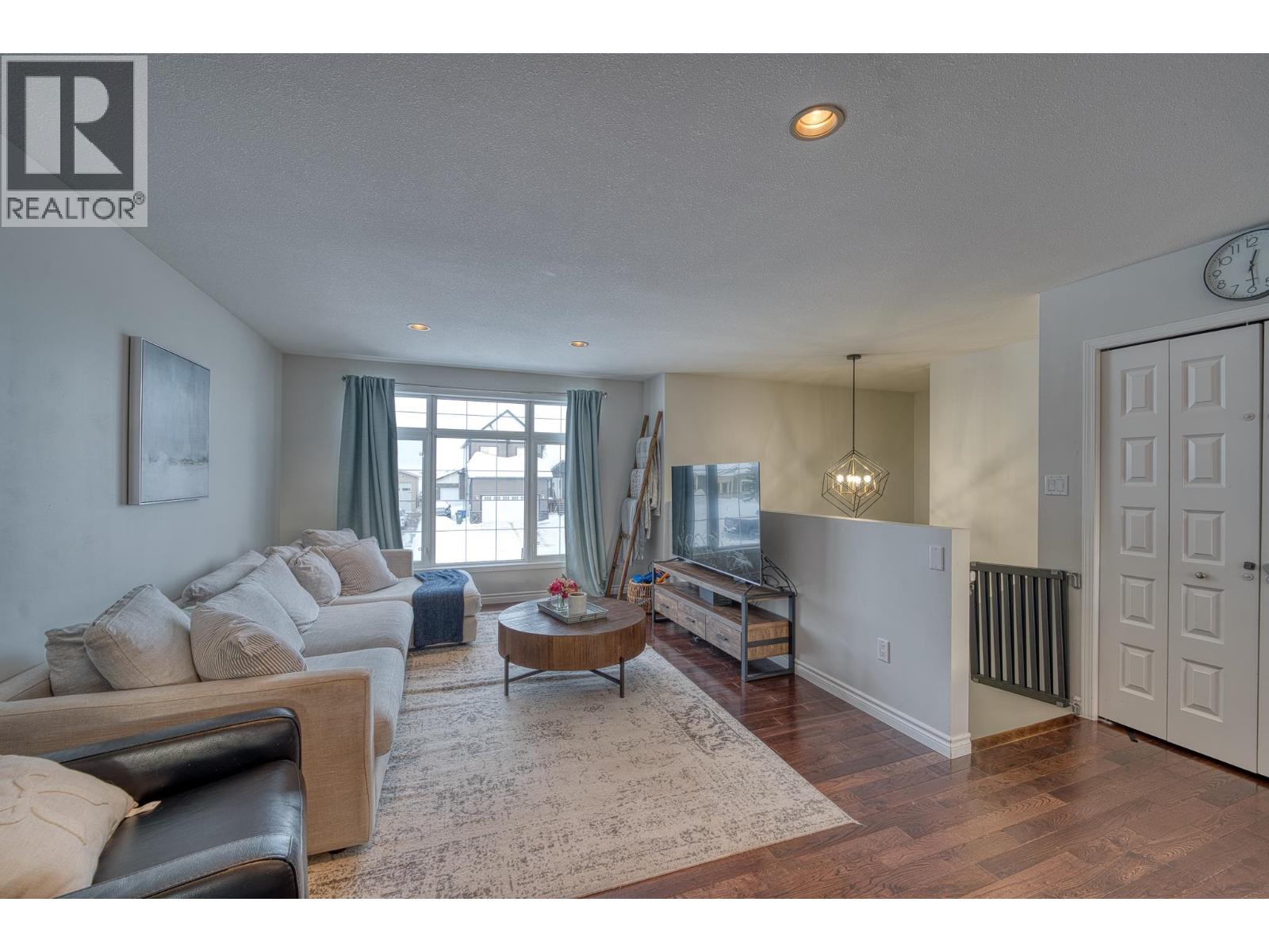 8707 113A AVENUE, Fort St. John