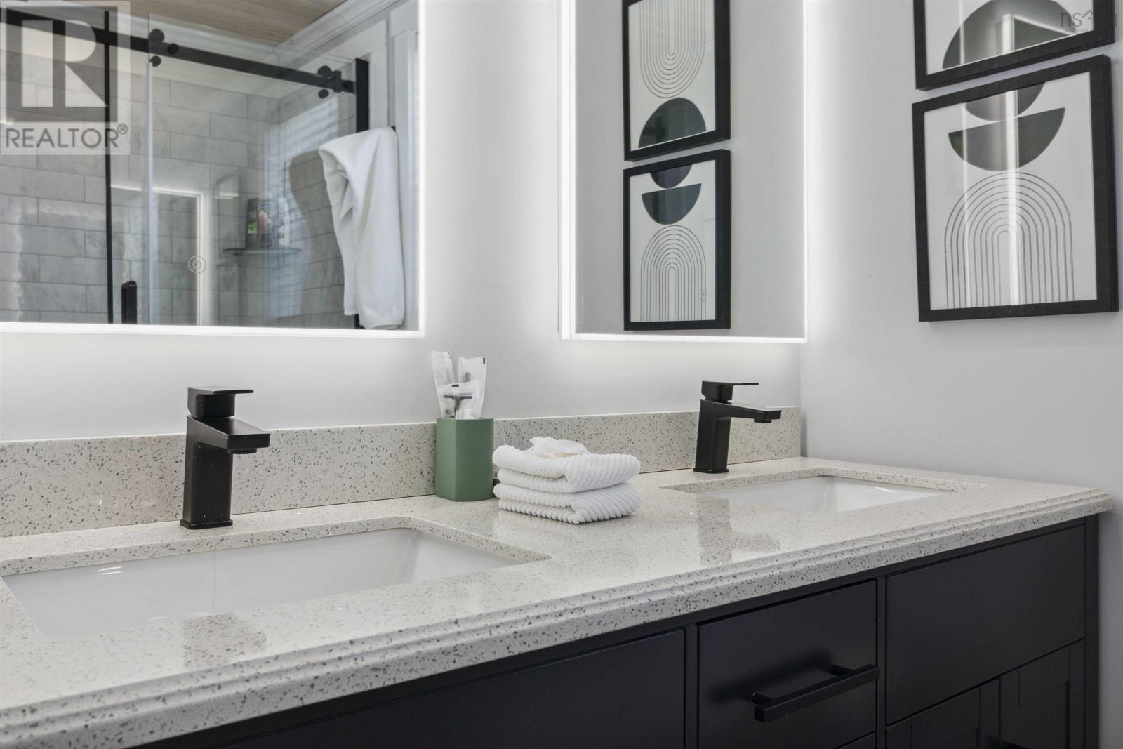 Property 32 of 45 of 6 693 Masons Beach Road