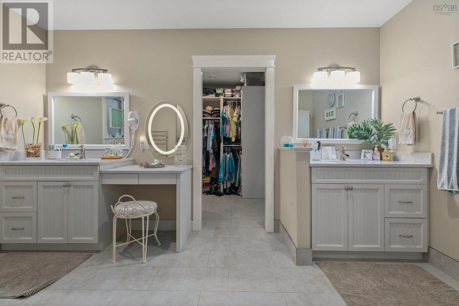 Property 23 of 42 of 45 Pleasant Street