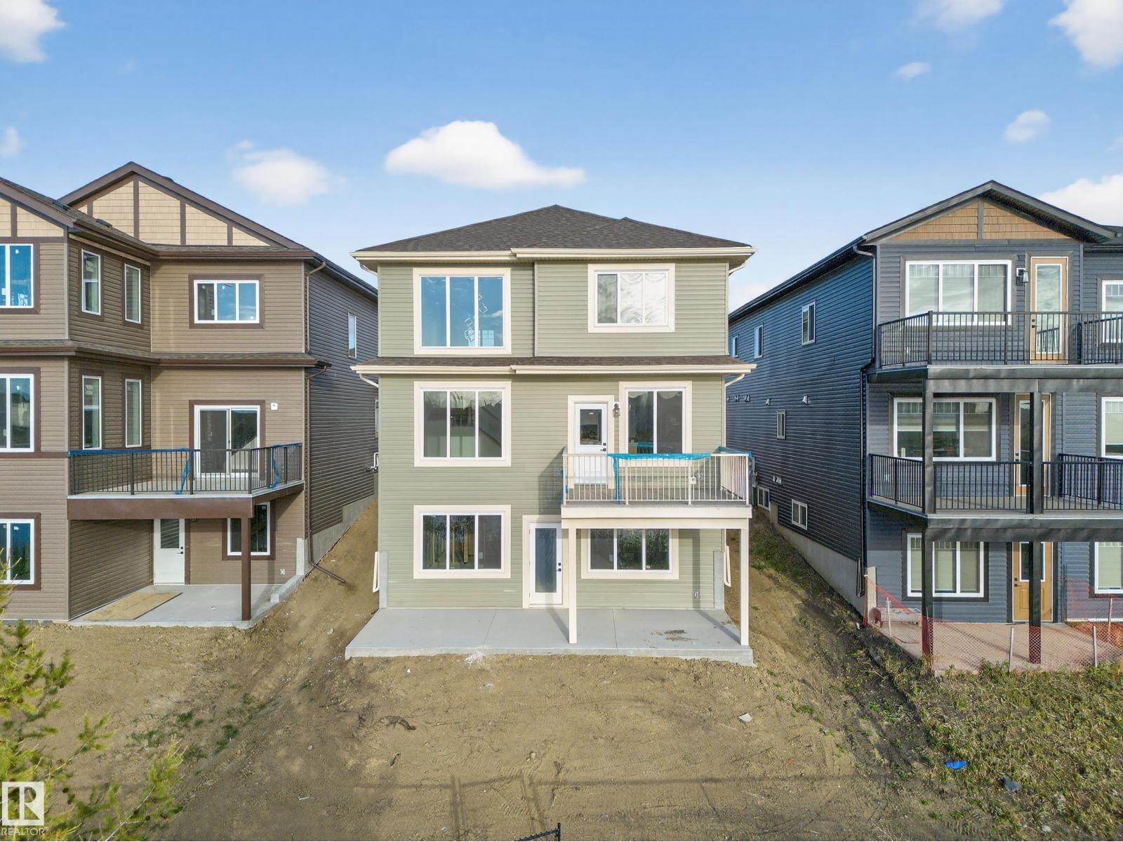 472 ROBERTS CR Leduc Alberta T9E1N4