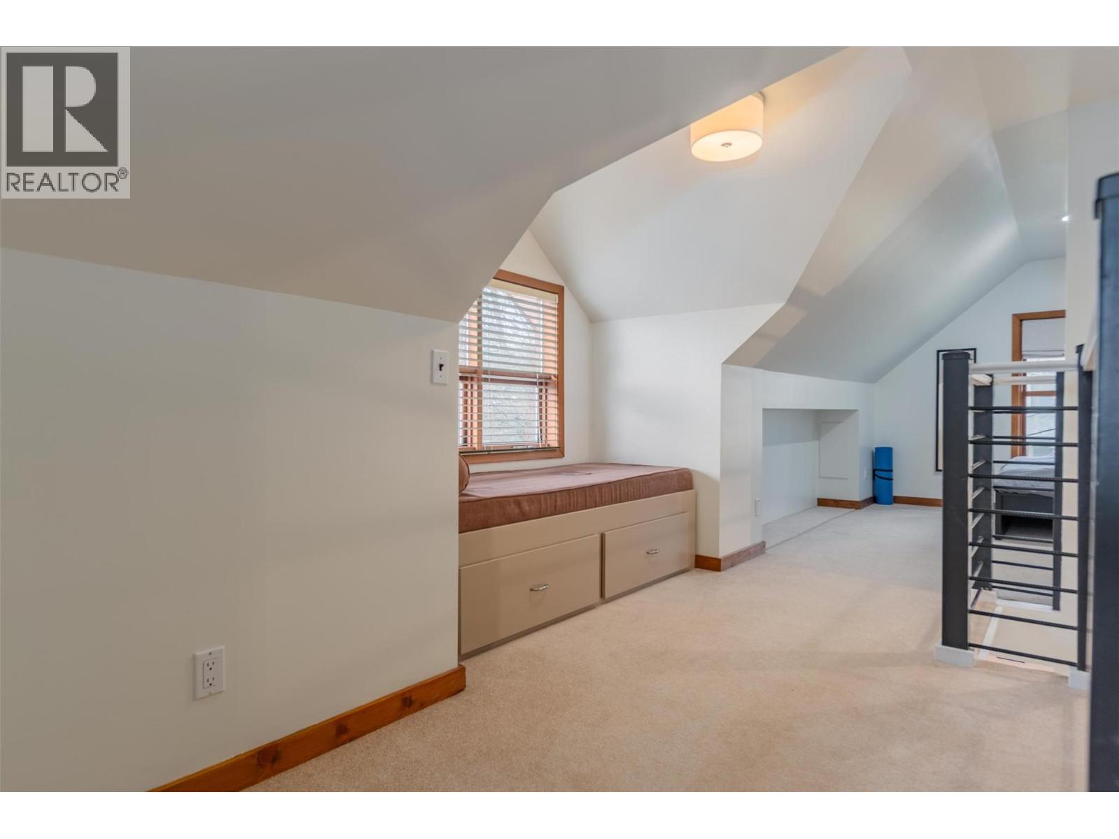 1938 Second Avenue, Rossland