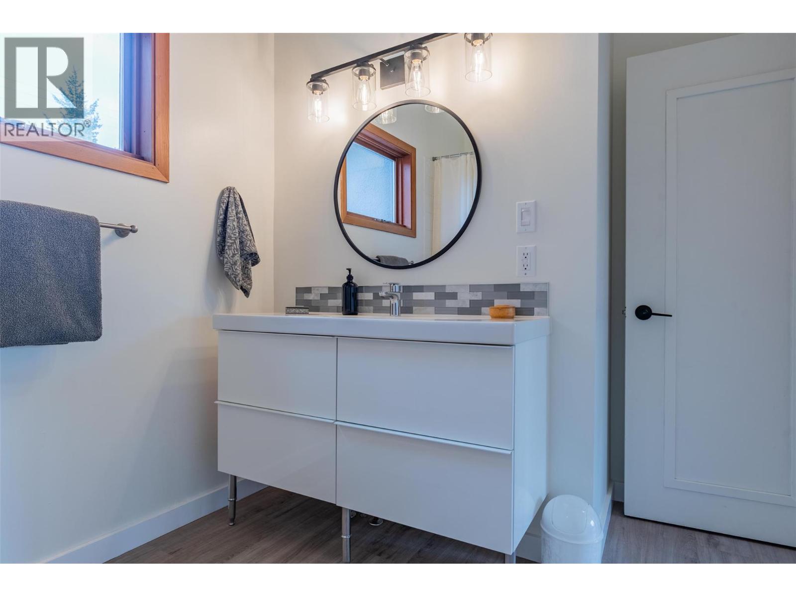 1938 Second Avenue, Rossland