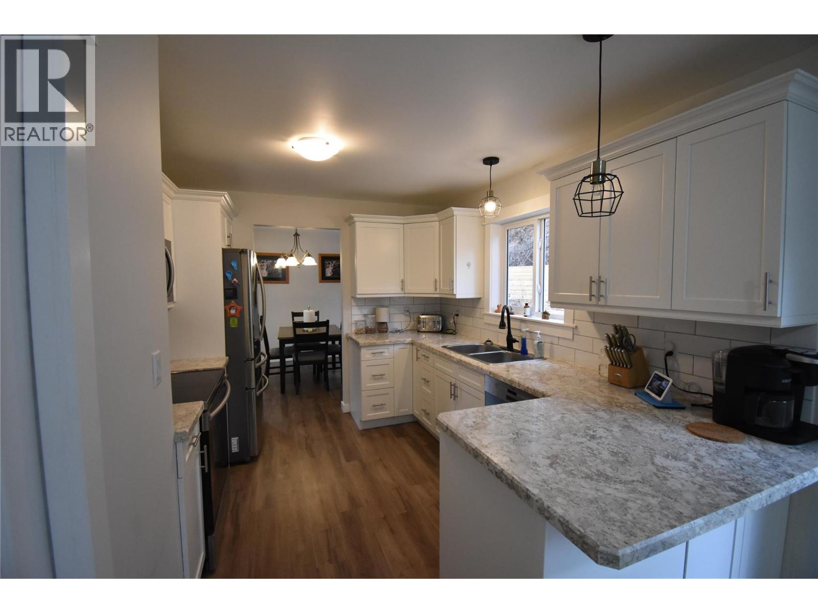 2201 McBride Street, Trail